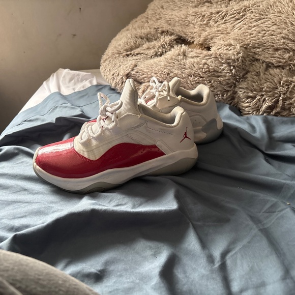 Cherry 11s - Picture 3 of 4